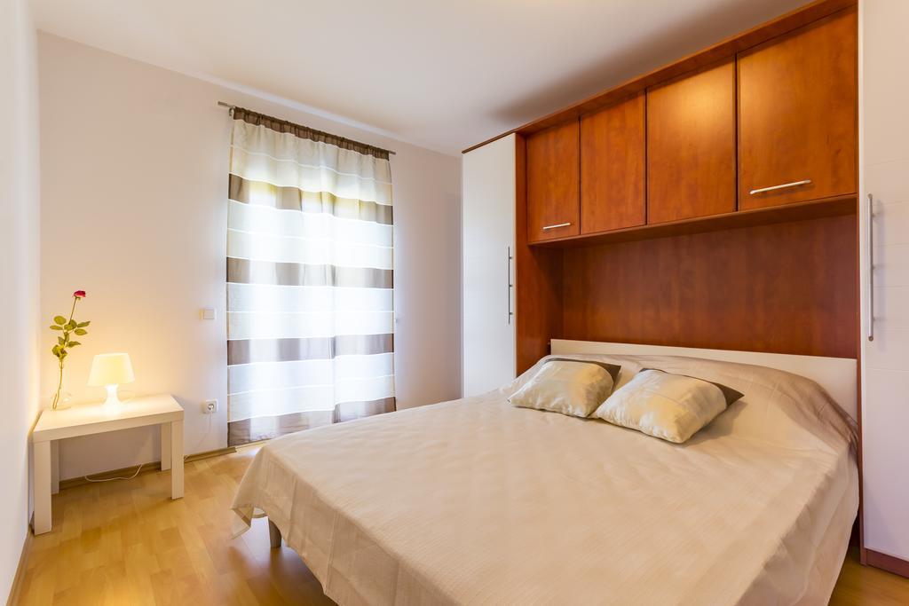 Apartments Alba ฟาชานา ภายนอก รูปภาพ